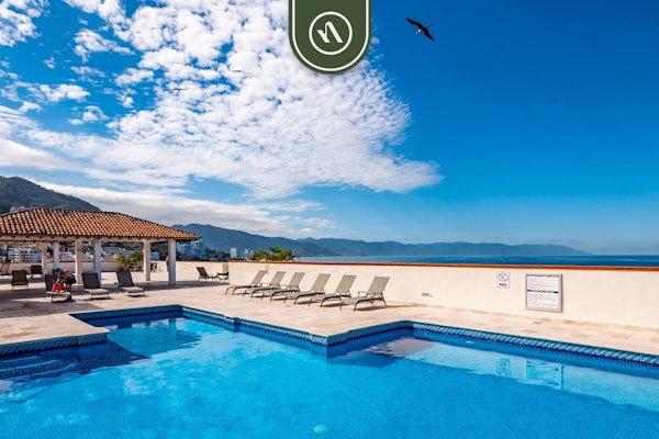 Ocean view 2Br Condo-Balcony-Beach-Pool - 310