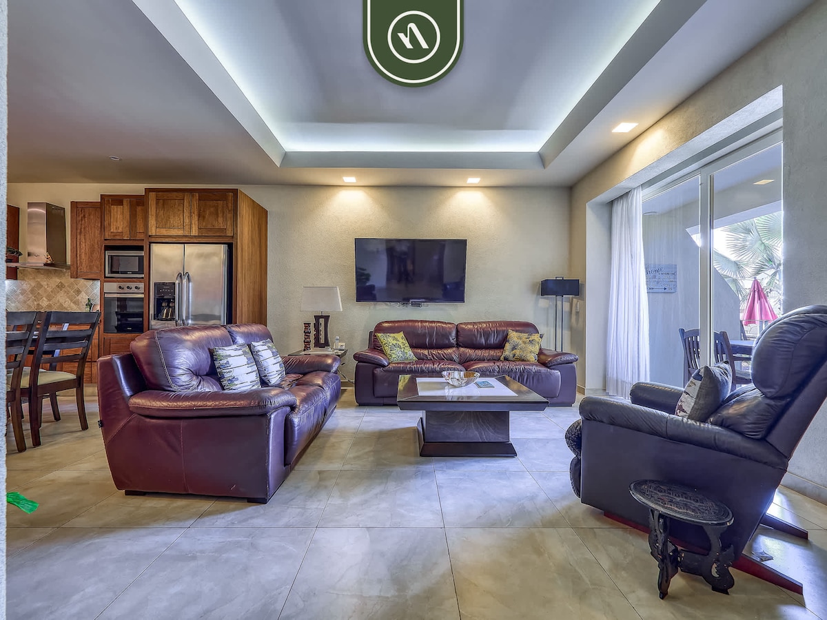 Amazing 1 BR Condo - Rooftop Pool - Bay View