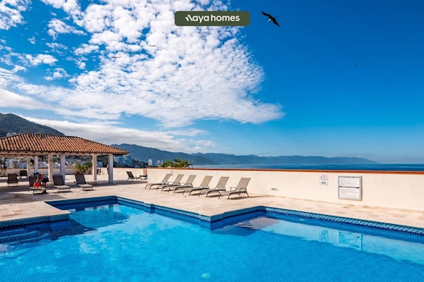 Ocean view 2Br Condo-Balcony-Beach-Pool - 802