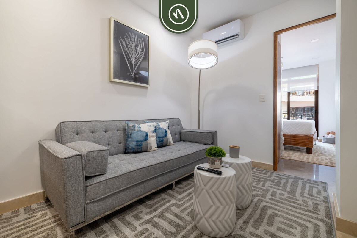 Centric 1 BR Condo in Zona Romantica - Pool