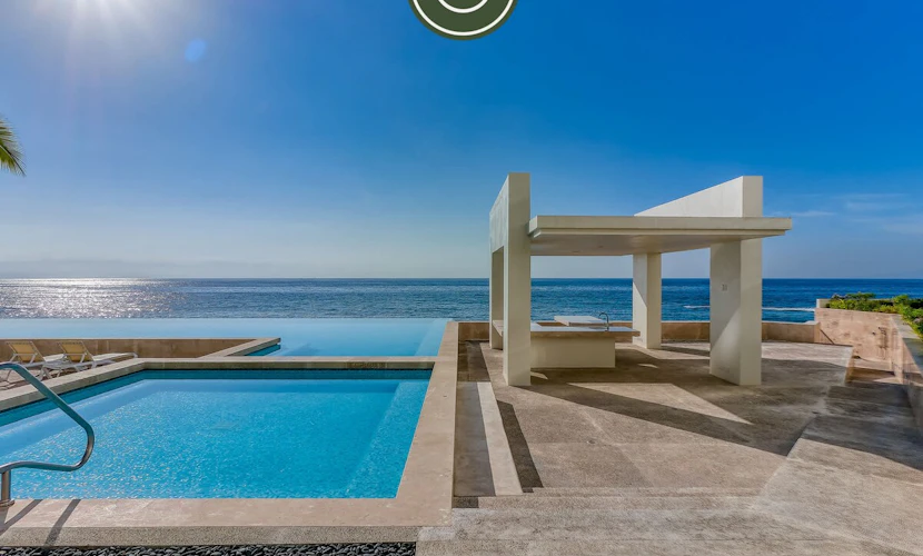 Amazing Apt with Ocean View - King Bed