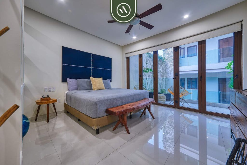 Centric 1 BR Condo with Amazing Rooftop Pool - Gym