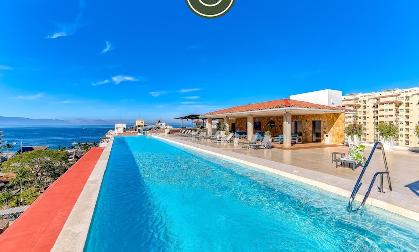 Luxury 2 BR in Romantic Zone - Rooftop Pool