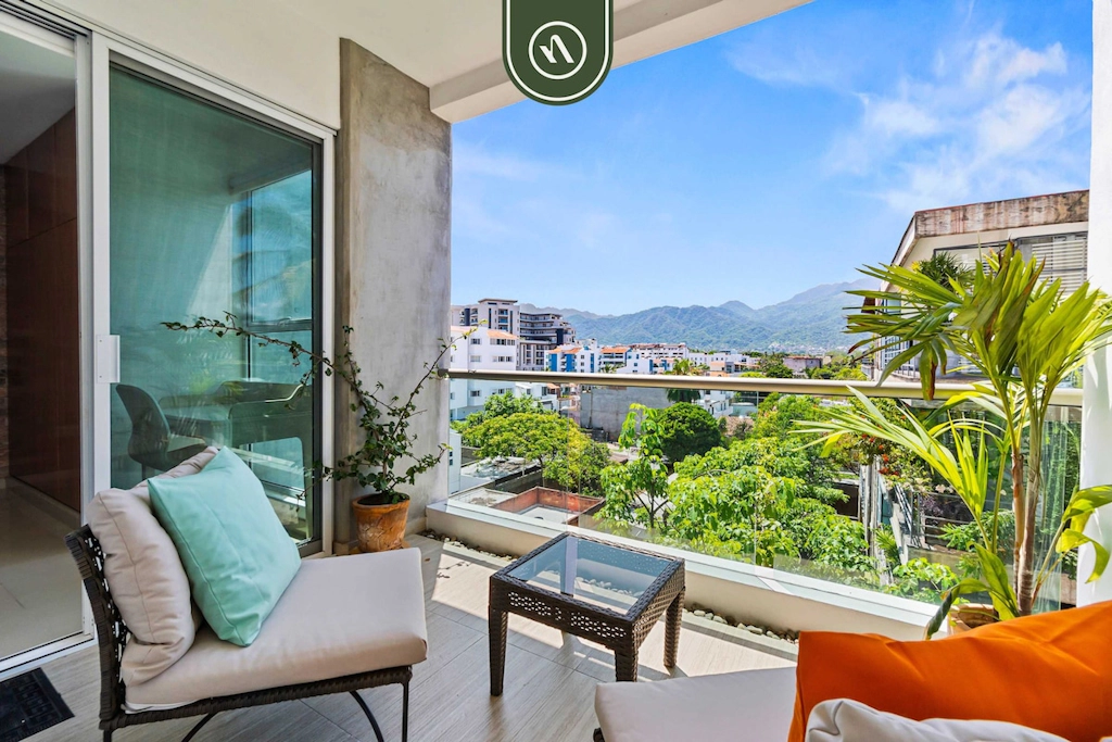 Loft 256 502