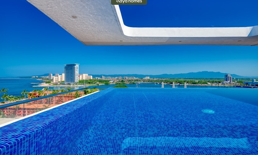 New 1 Br Unit 2 Min From Beach - Pool - King Bed