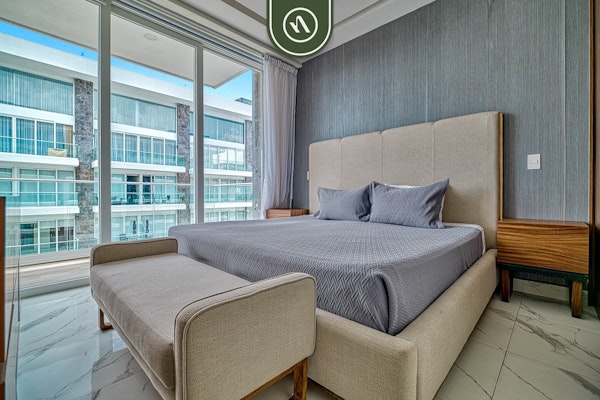 2BR Condo with Private Balcony - Padel Court