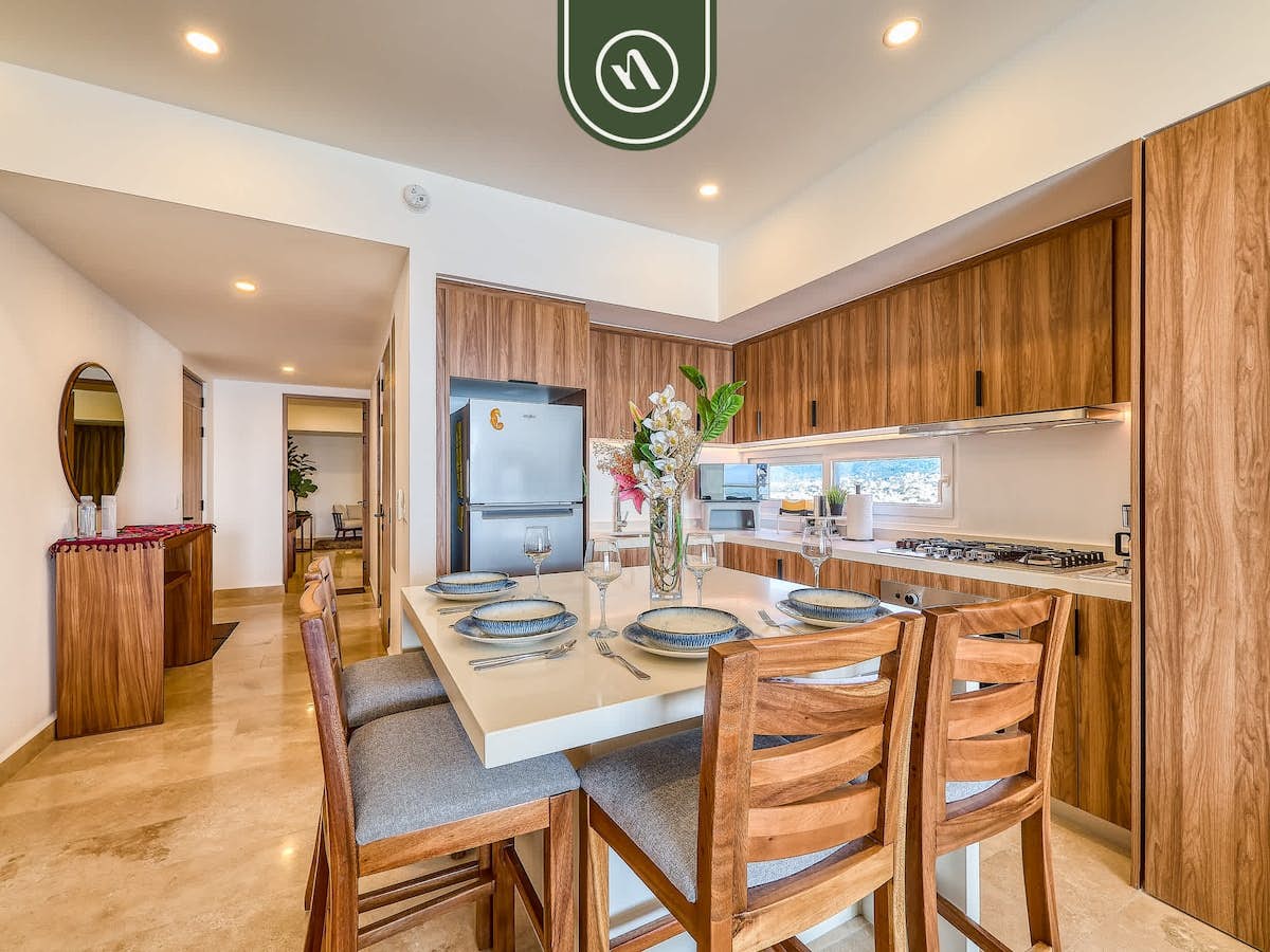 Harbor 171 Unit 1009