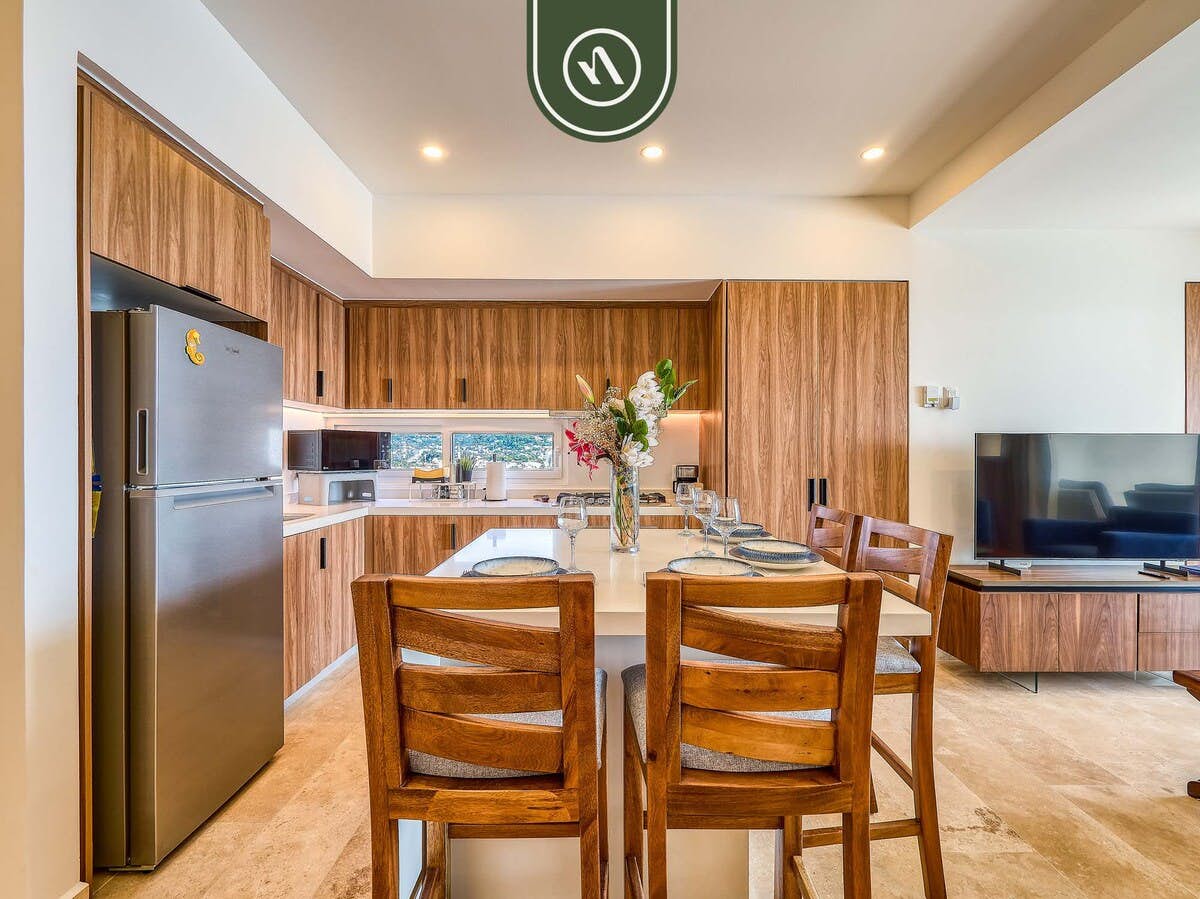 Harbor 171 Unit 1009