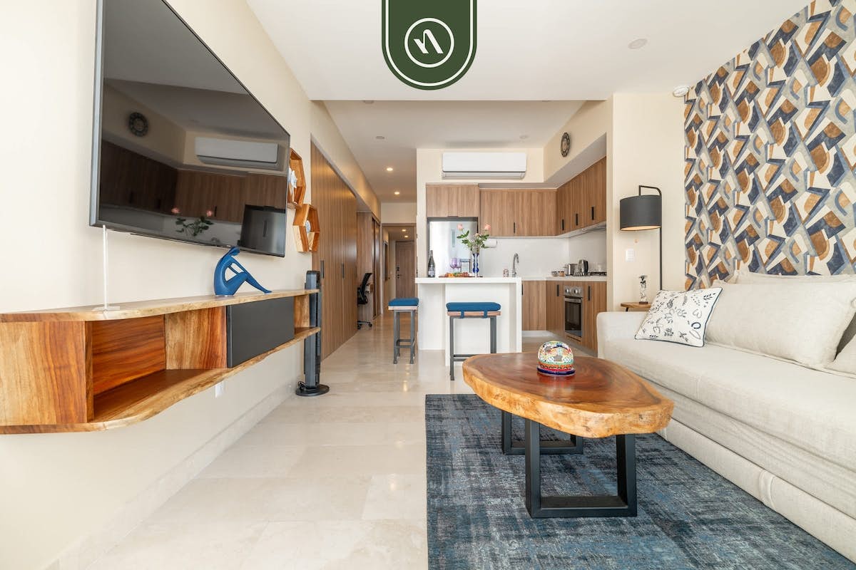 Harbor 171 North Tower 804