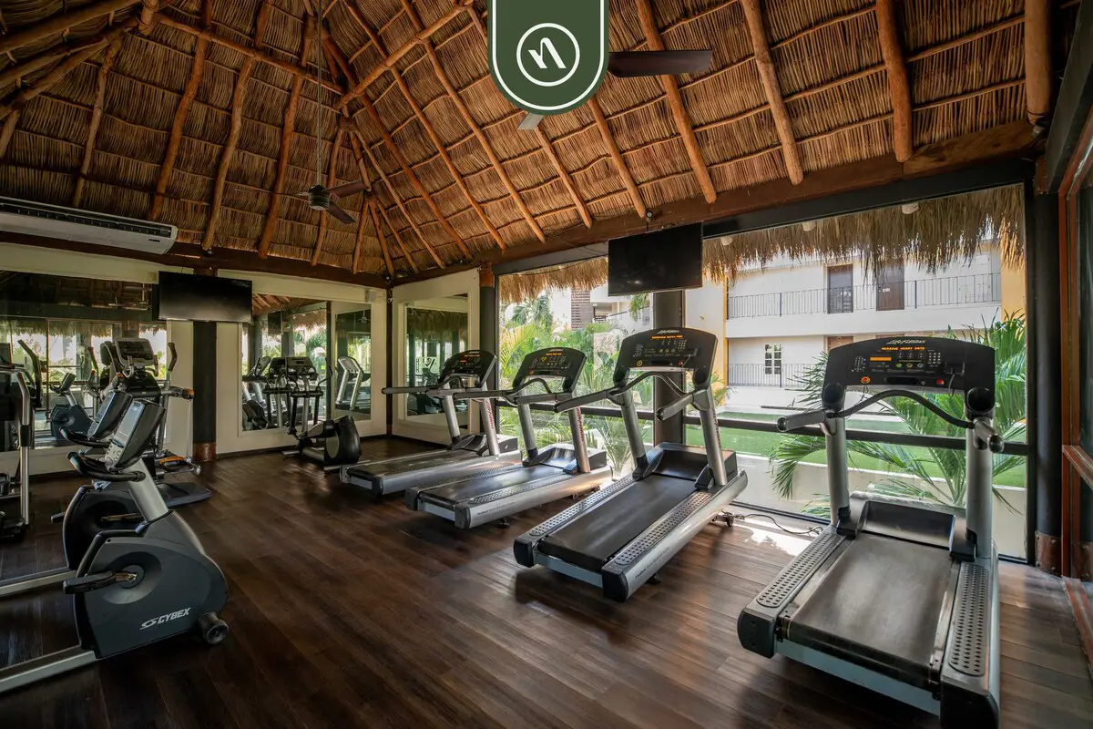 Krystal Grand NV 2102