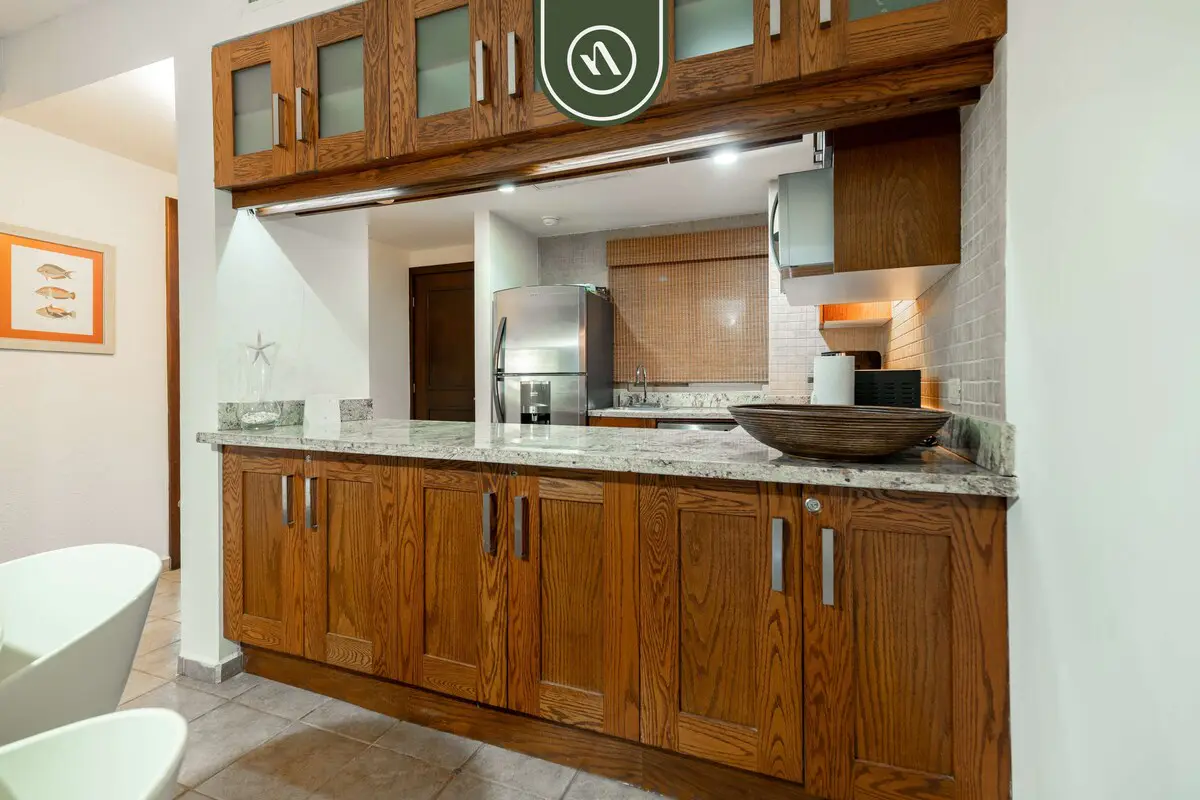 Krystal Grand NV 2102