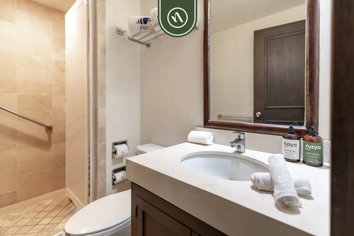 Krystal Grand NV 2102