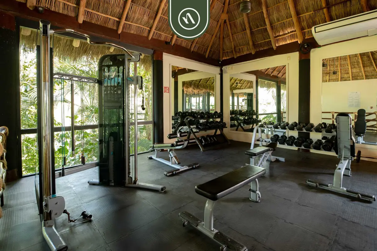 Krystal Grand NV 2102