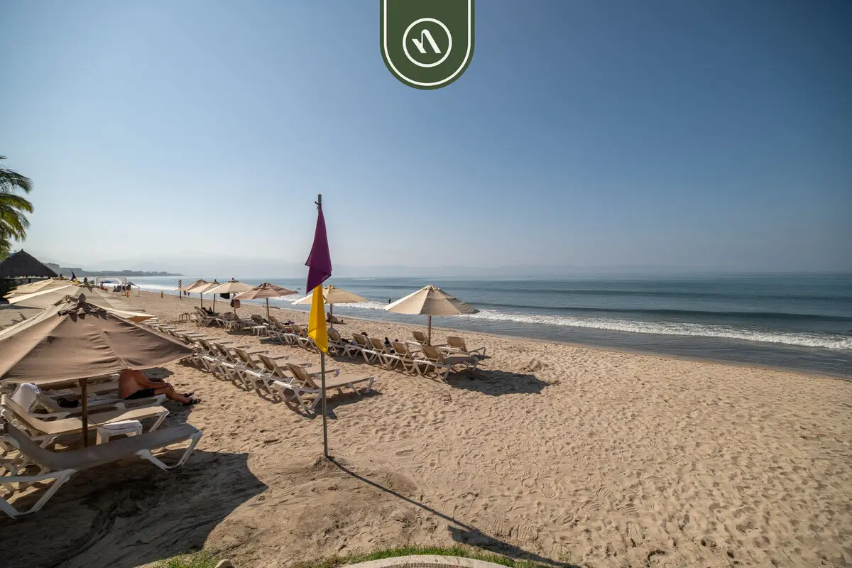 Krystal Grand NV 2102