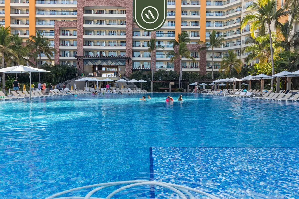 Krystal Grand NV 2102