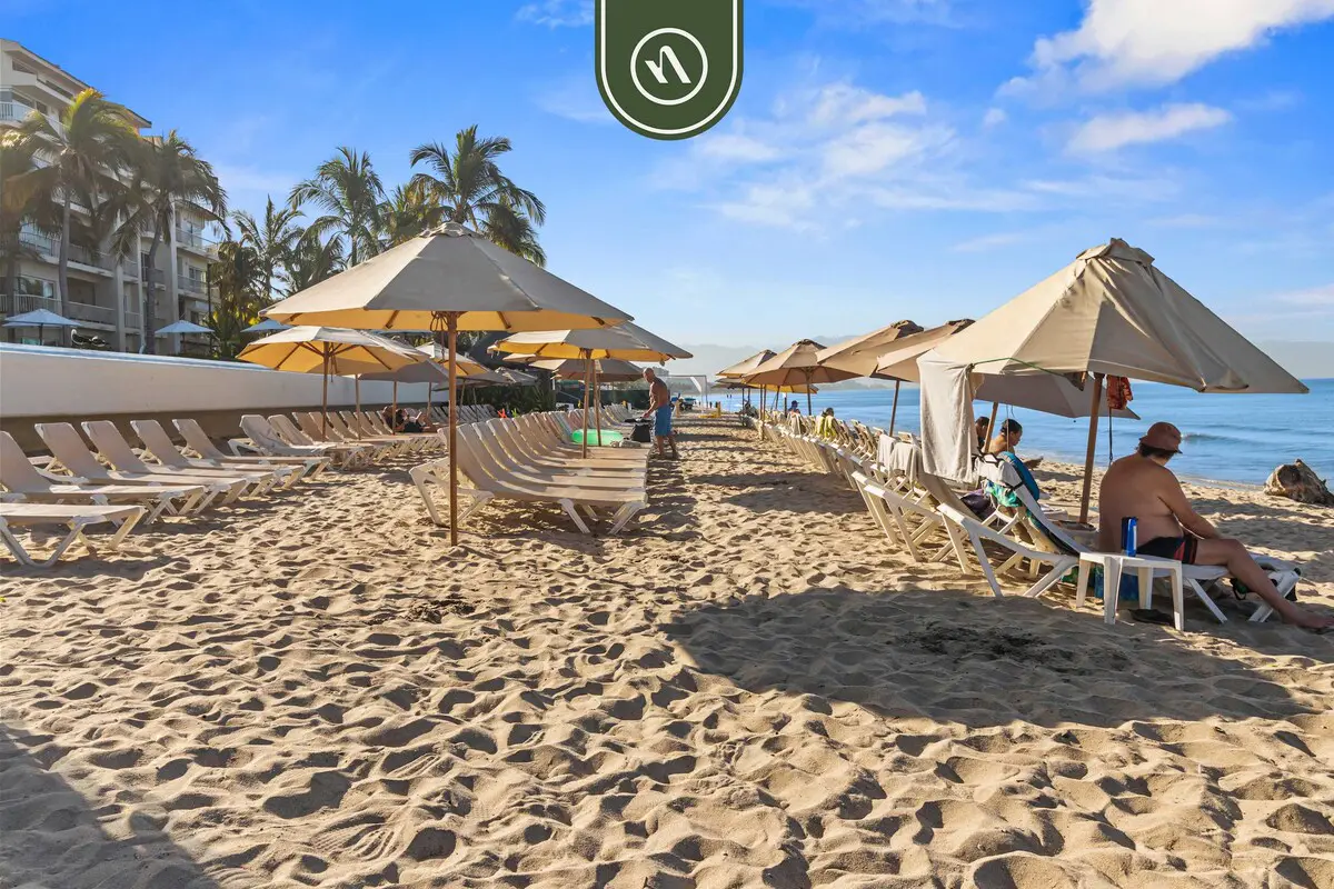 Krystal Grand NV 2102