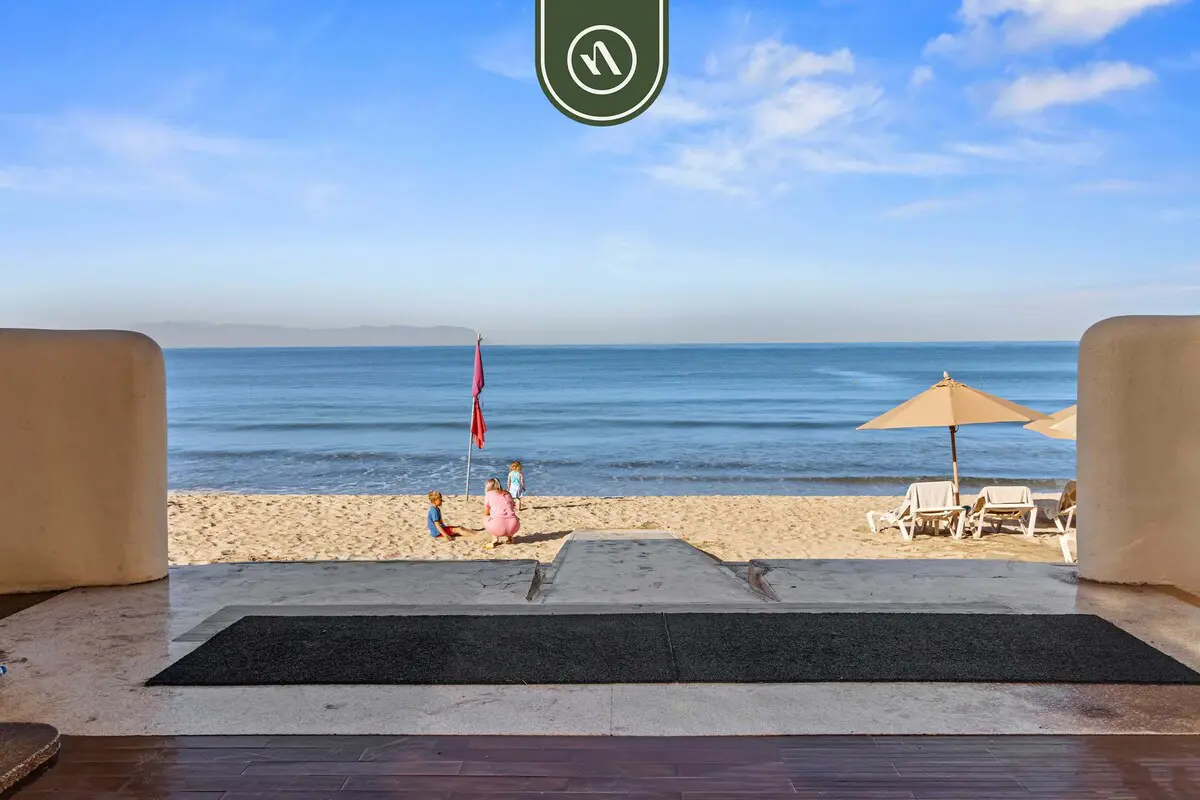 Krystal Grand NV 2102