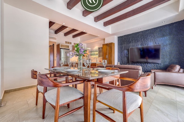 Luxury 2BR Condo in Romatic Zone - Rooftop Pool