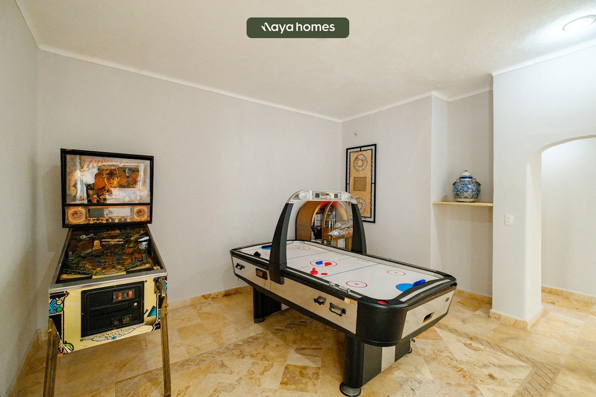 Amazing House -Private Pool - Tennis - Paddle Cour