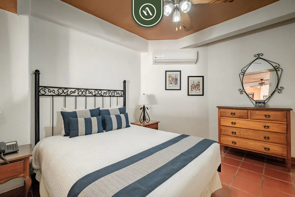 One Beach Street 406