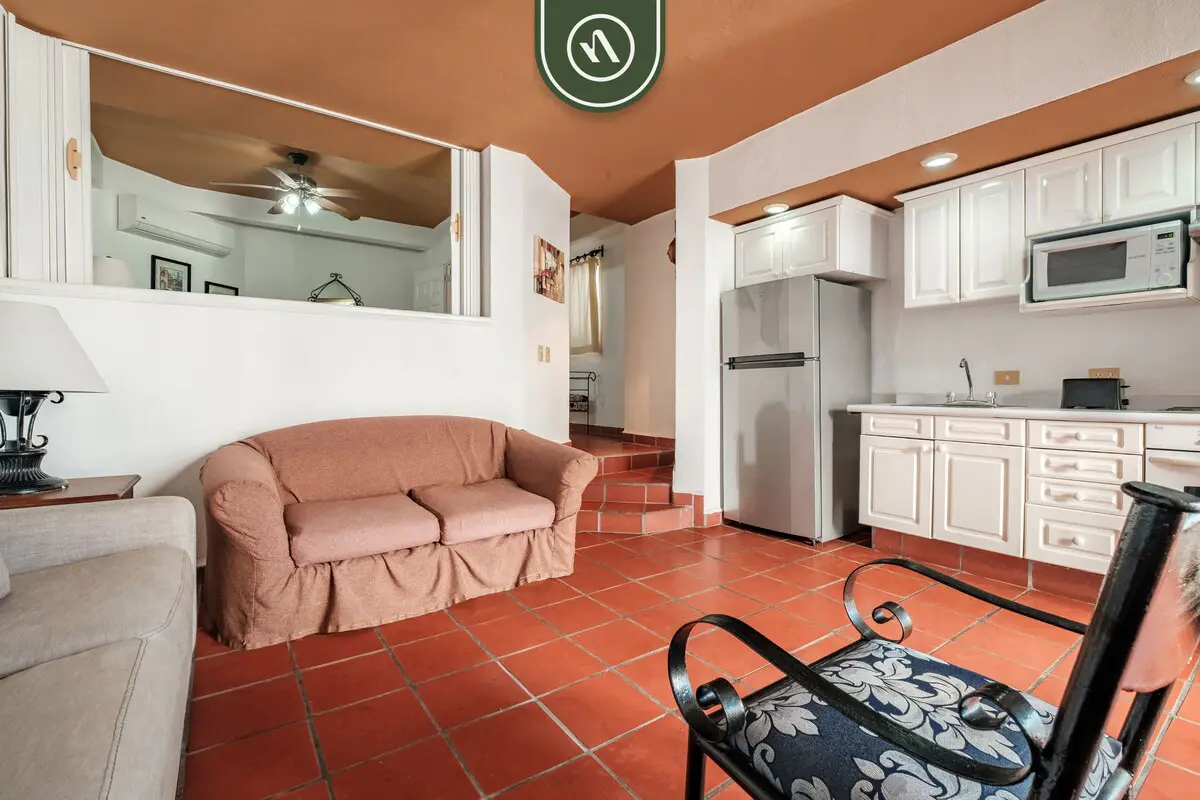 One Beach Street 406