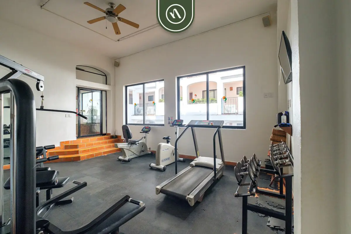 One Beach Street 406
