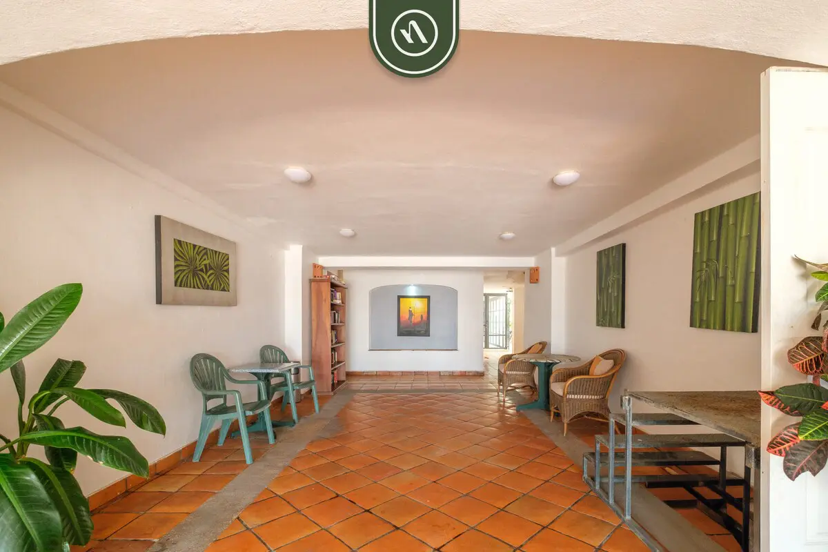 One Beach Street 406