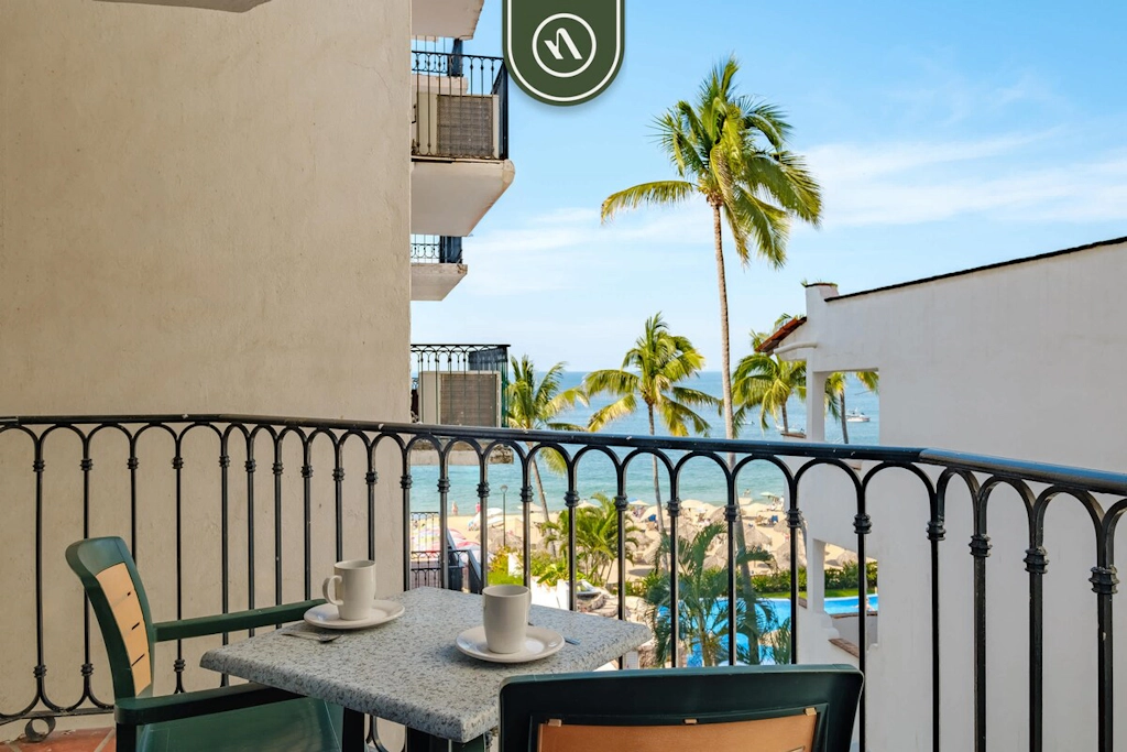 One Beach Street 506 B