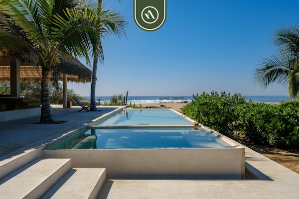 Stunning Two-bedroom Ocean View House - Mazul