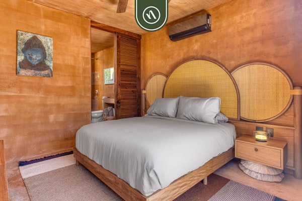 Stunning Two-bedroom Ocean View House - Mazul