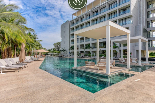 Residences by Mio 206C