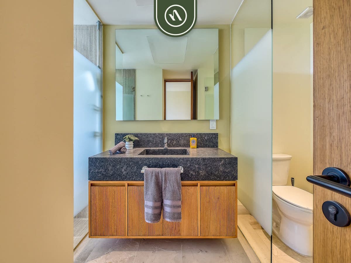 Residences by Mio 206C