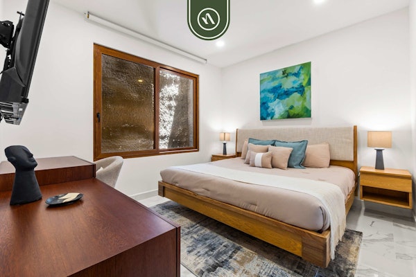 New 1 BR Condo - Rooftop Pool - Romantic Zone