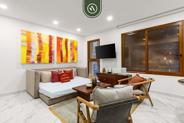 New 1 BR Condo - Rooftop Pool - Romantic Zone