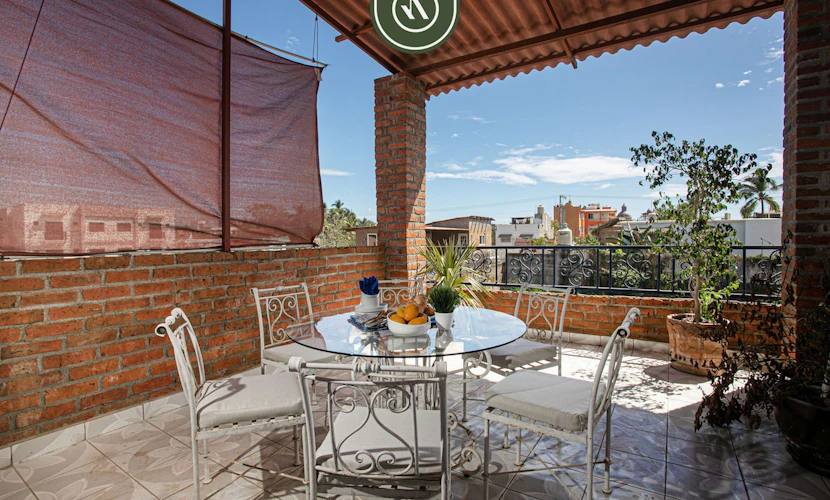 Authentic Mexican Hacienda: 1BR w/ Outdoor Kitchen, A/C & Fast Wi-Fi in Bucerias