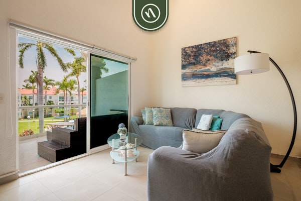 2BR Condo in Acapulco with Private Patio - Pool