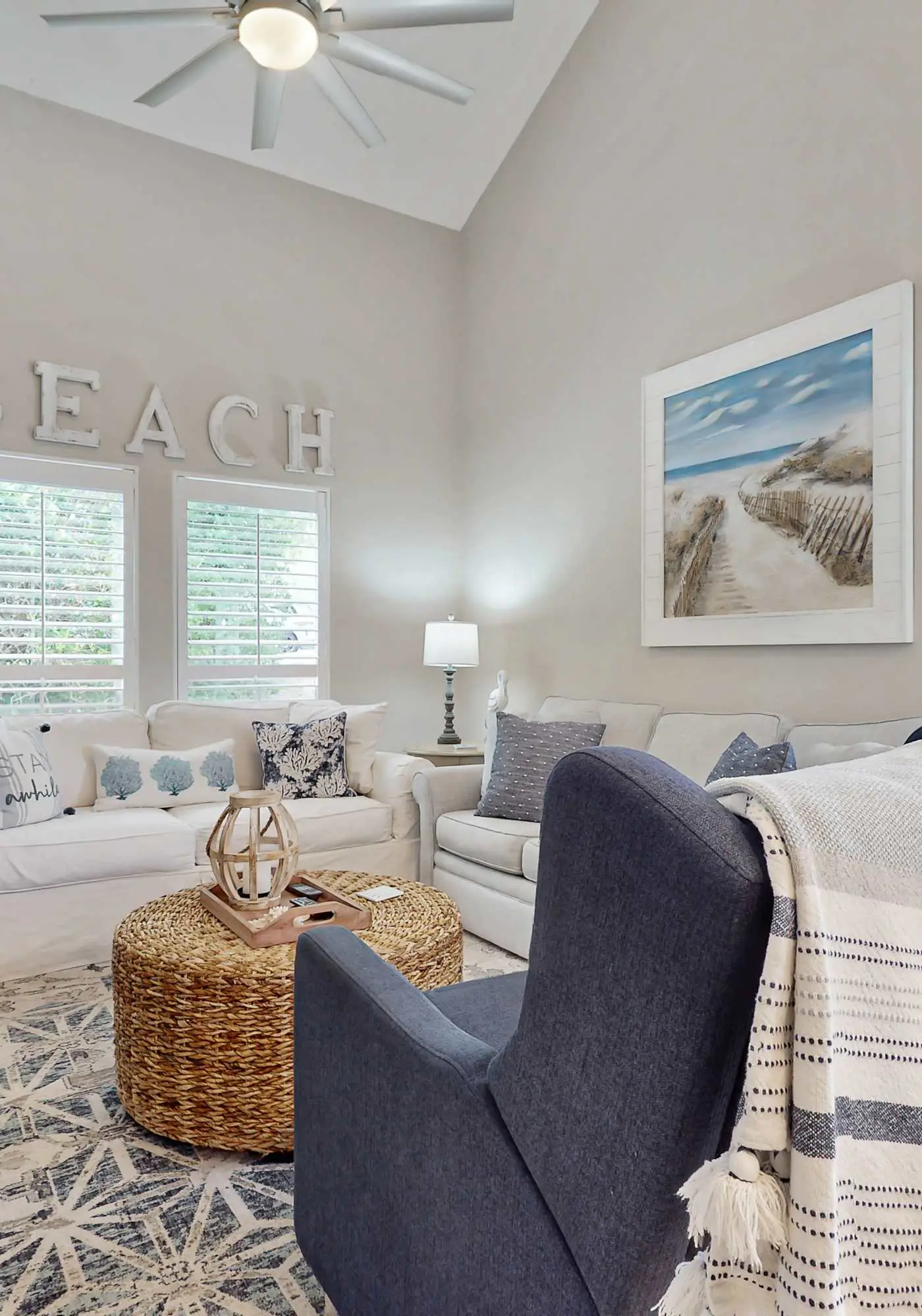 Private beach access, tennis retreat, 8 guests