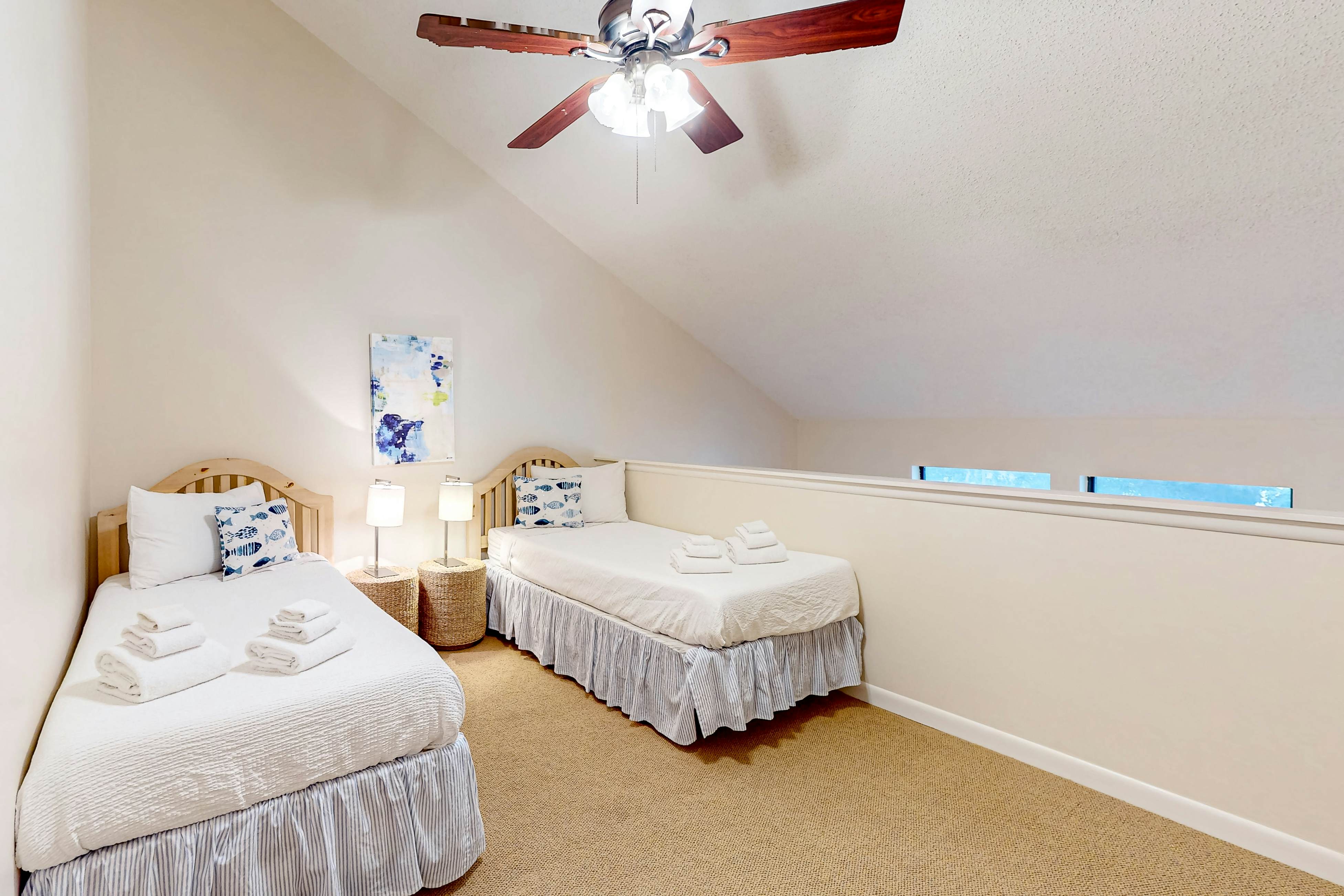 Spacious Resort Condo with Hot Tub and Tennis