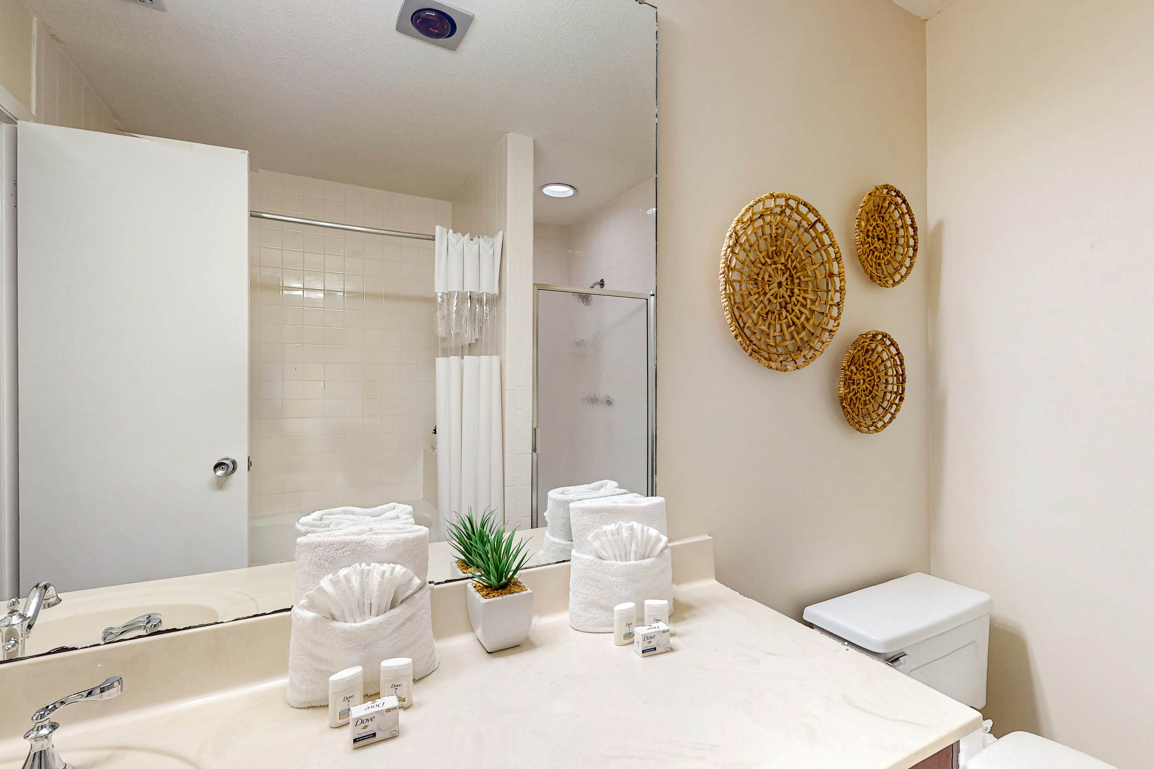 Spacious Resort Condo with Hot Tub and Tennis