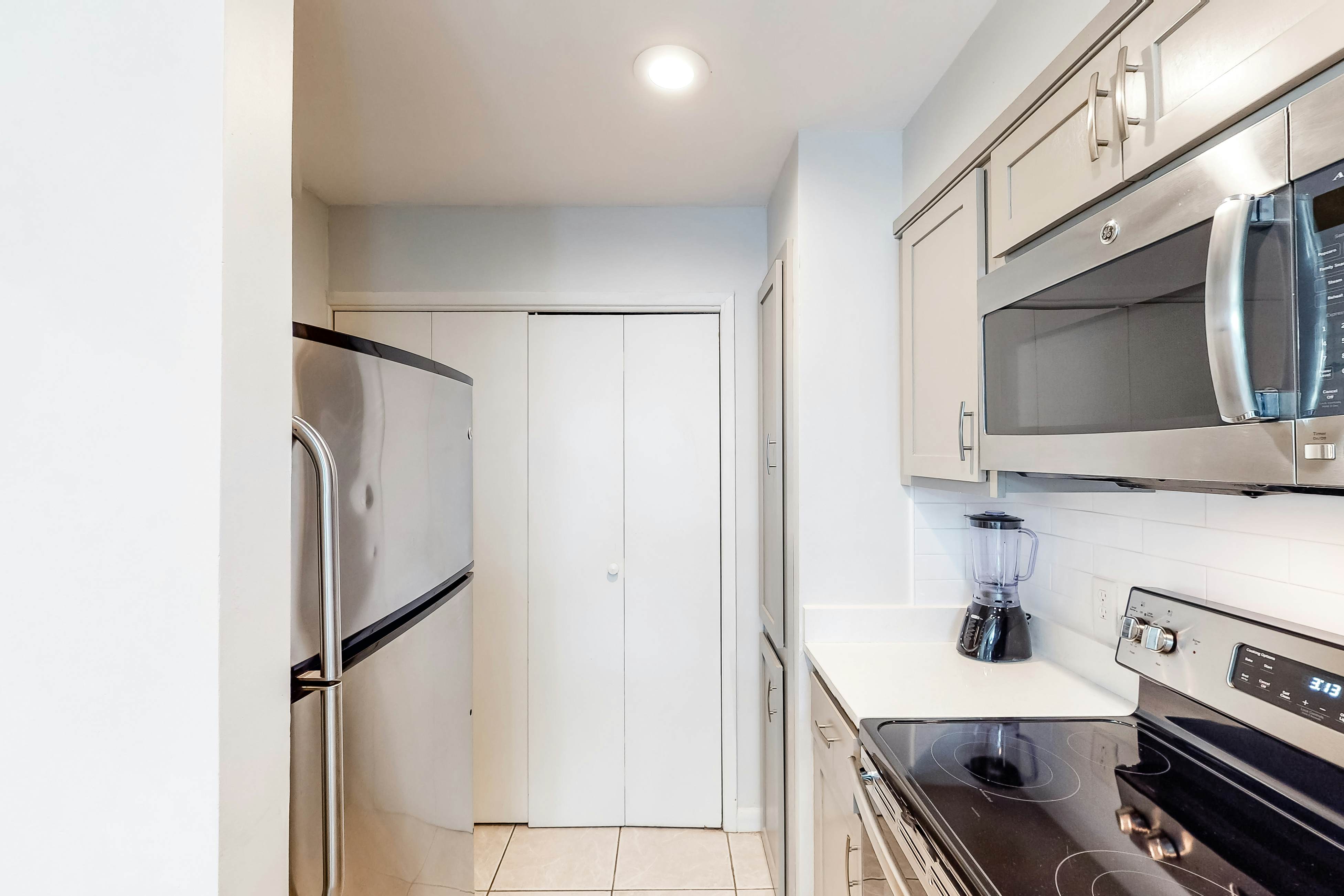 Family-Friendly Condo with Pools and Hot Tub