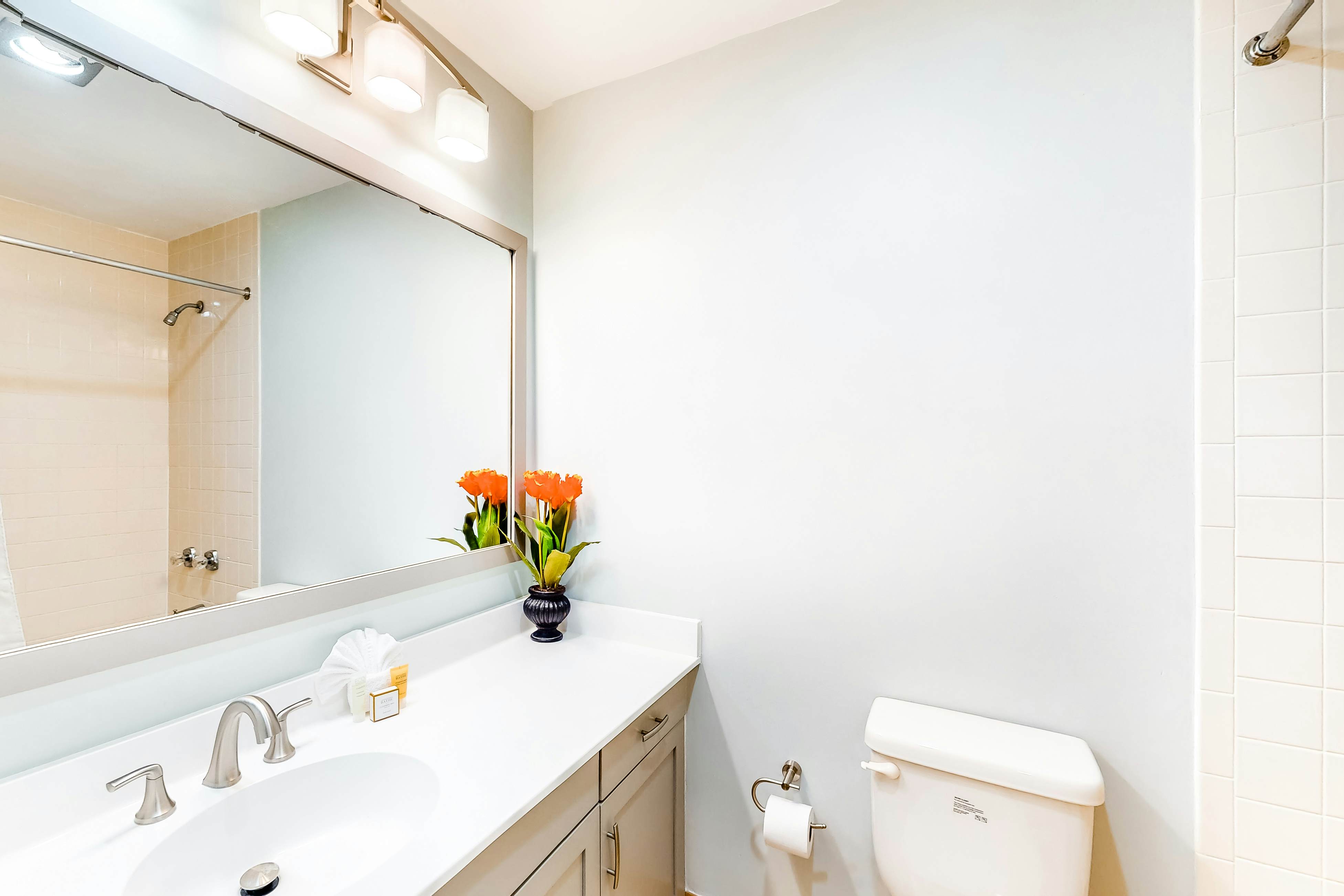 Family-Friendly Condo with Pools and Hot Tub