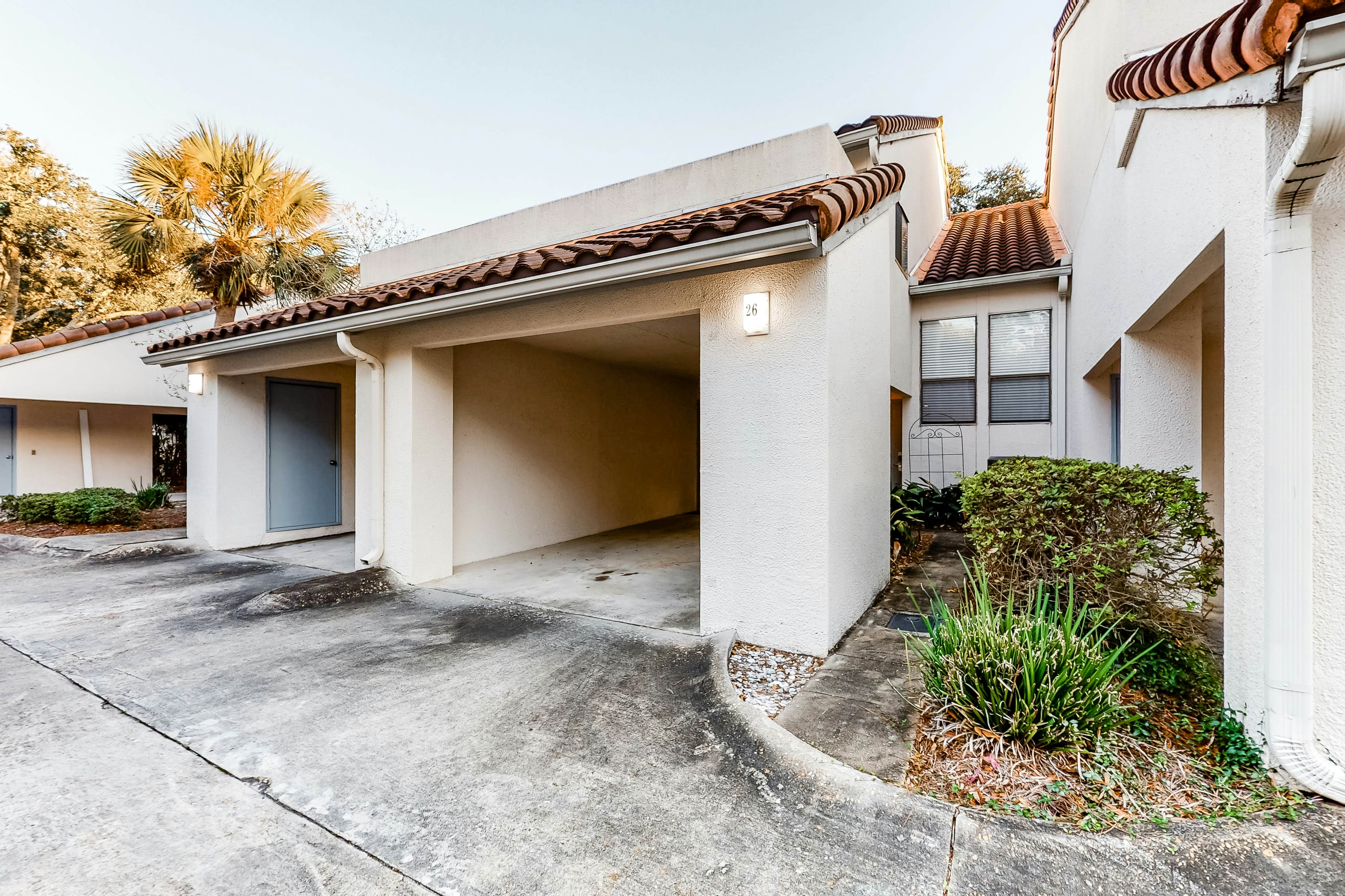 Family-Friendly Condo with Pools and Hot Tub