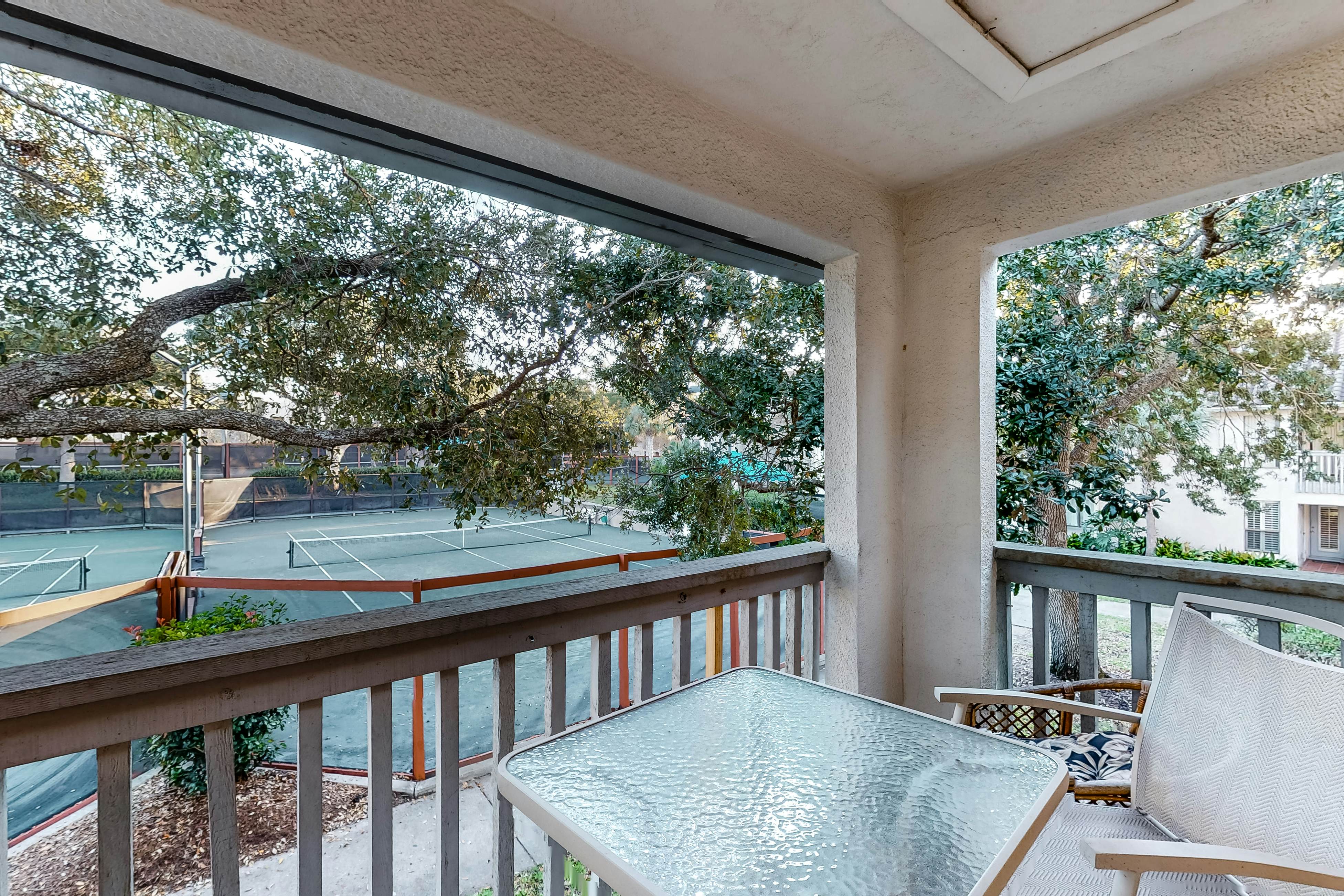 Family-Friendly Condo with Pools and Hot Tub