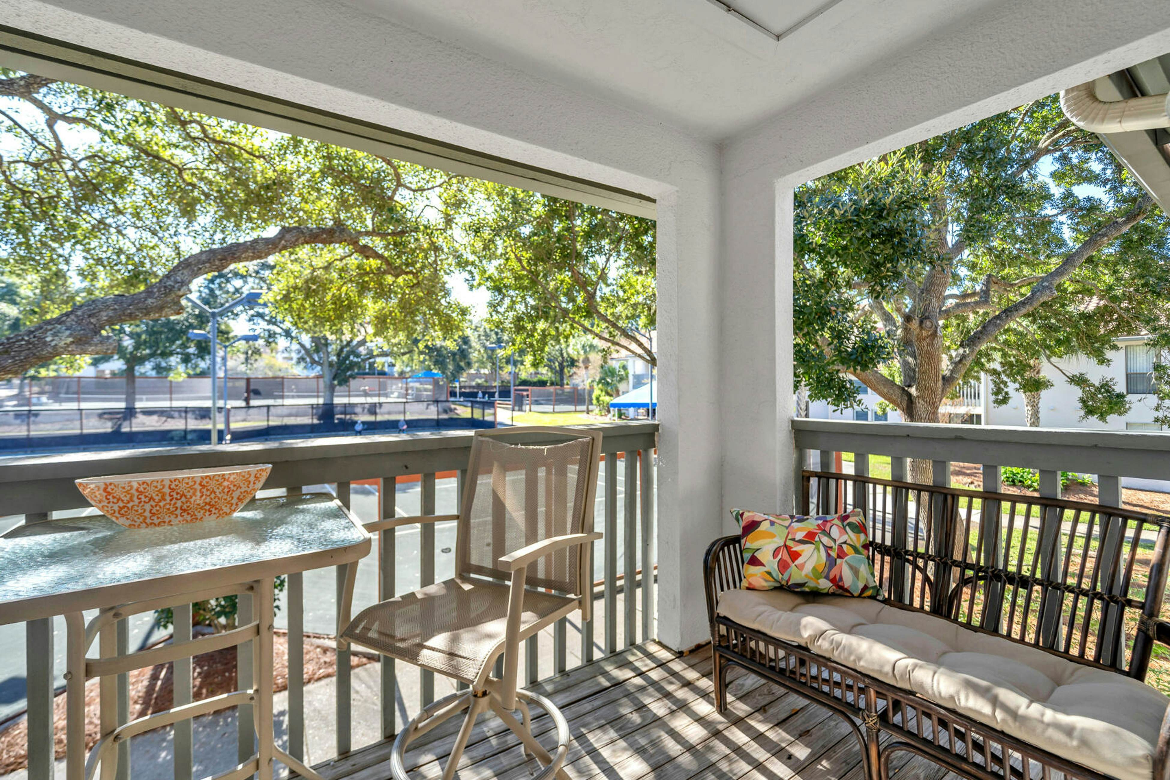 Family-Friendly Condo with Pools and Hot Tub