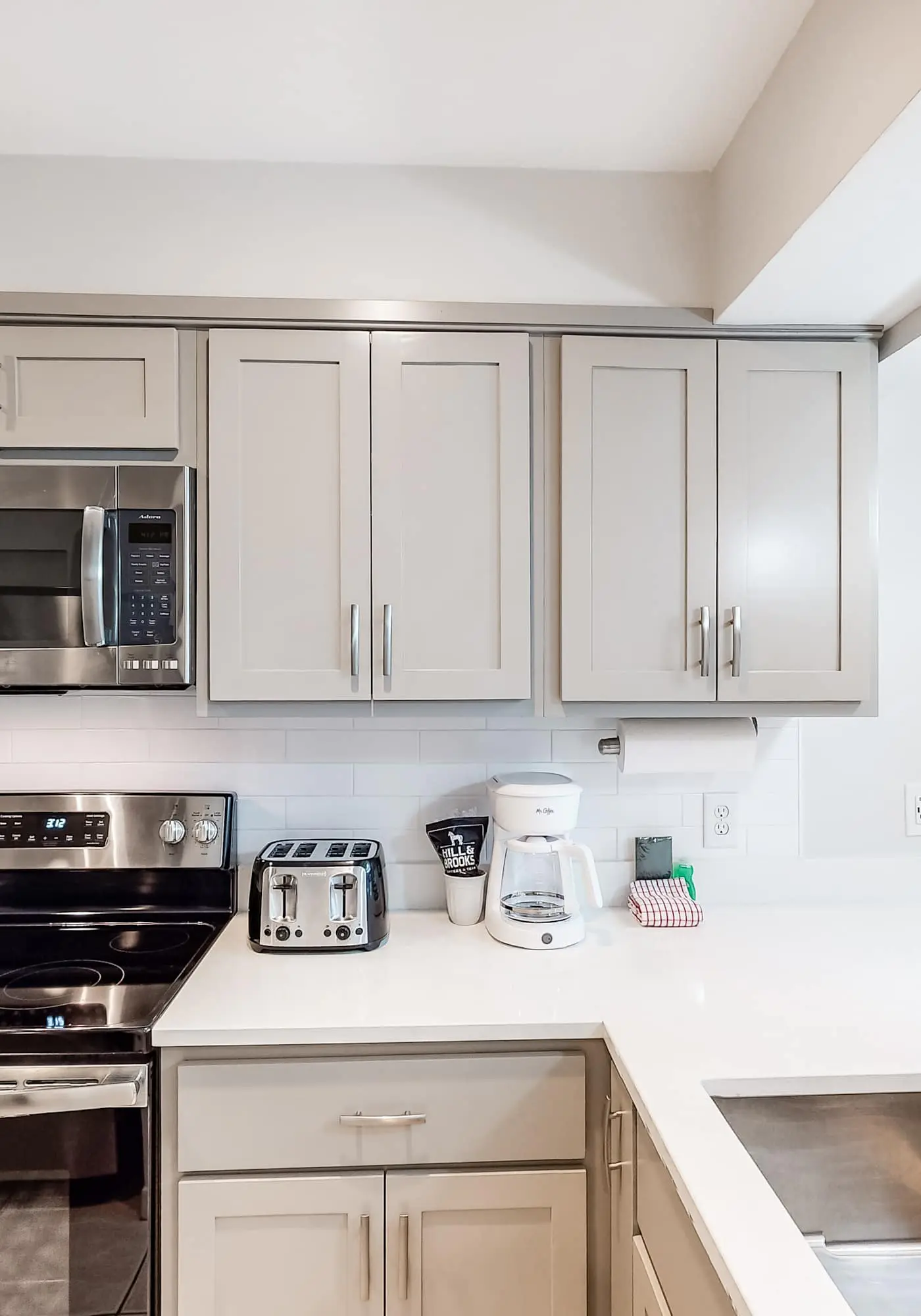 Exclusive 2BR condo w/ pools & hot tub
