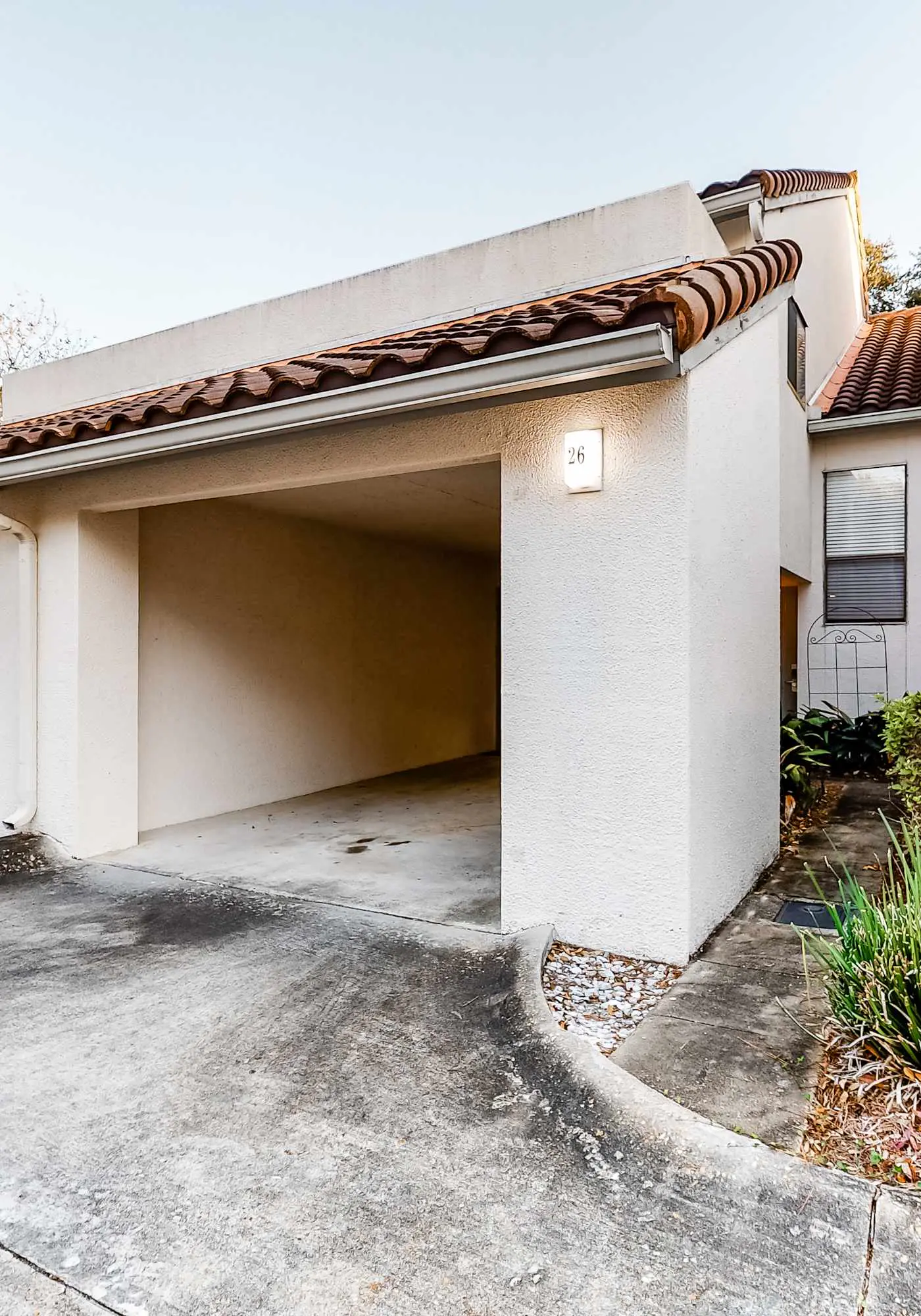 Exclusive 2BR condo w/ pools & hot tub