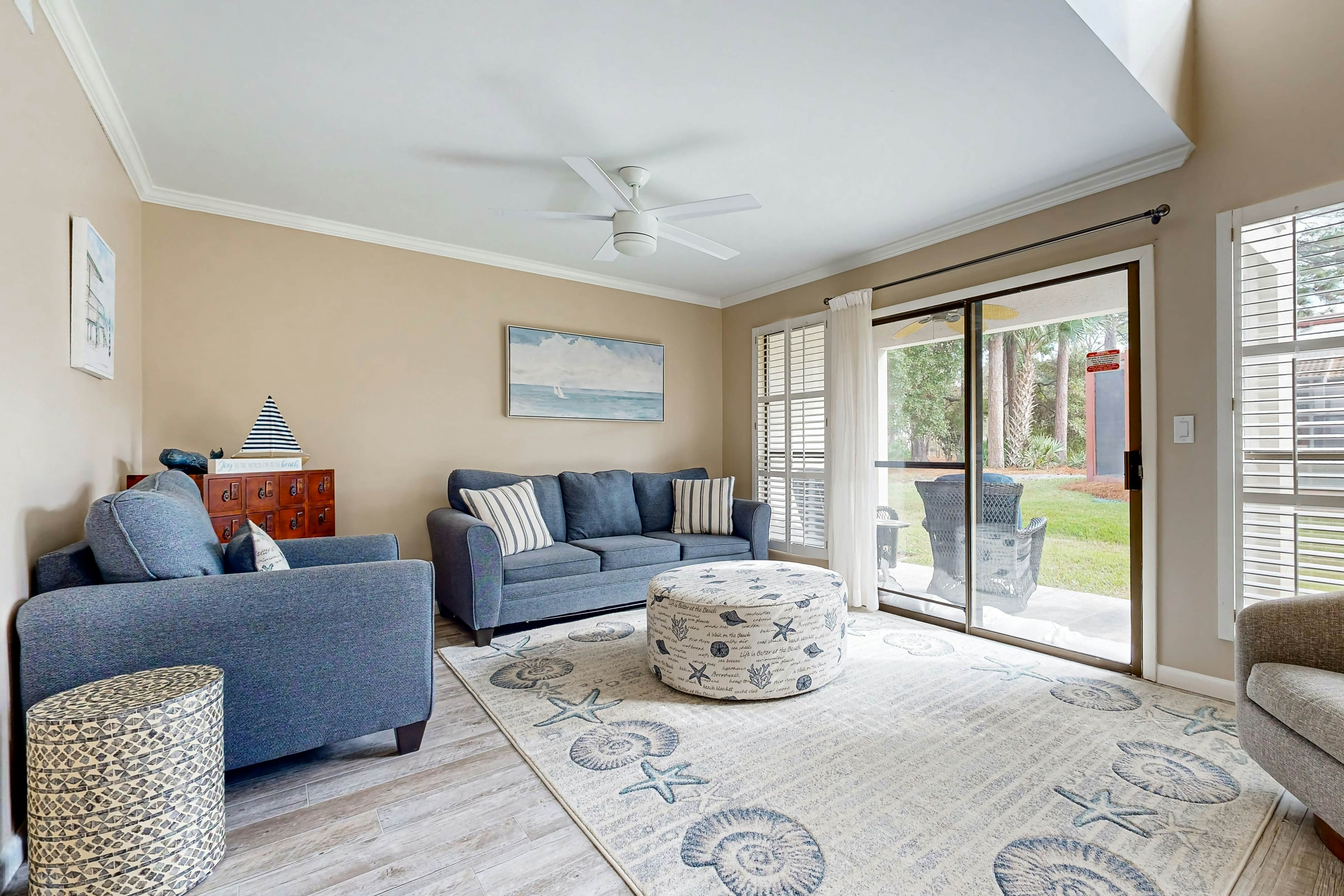 Tennis Village Condo with Pools Hot Tub and Beach Tram