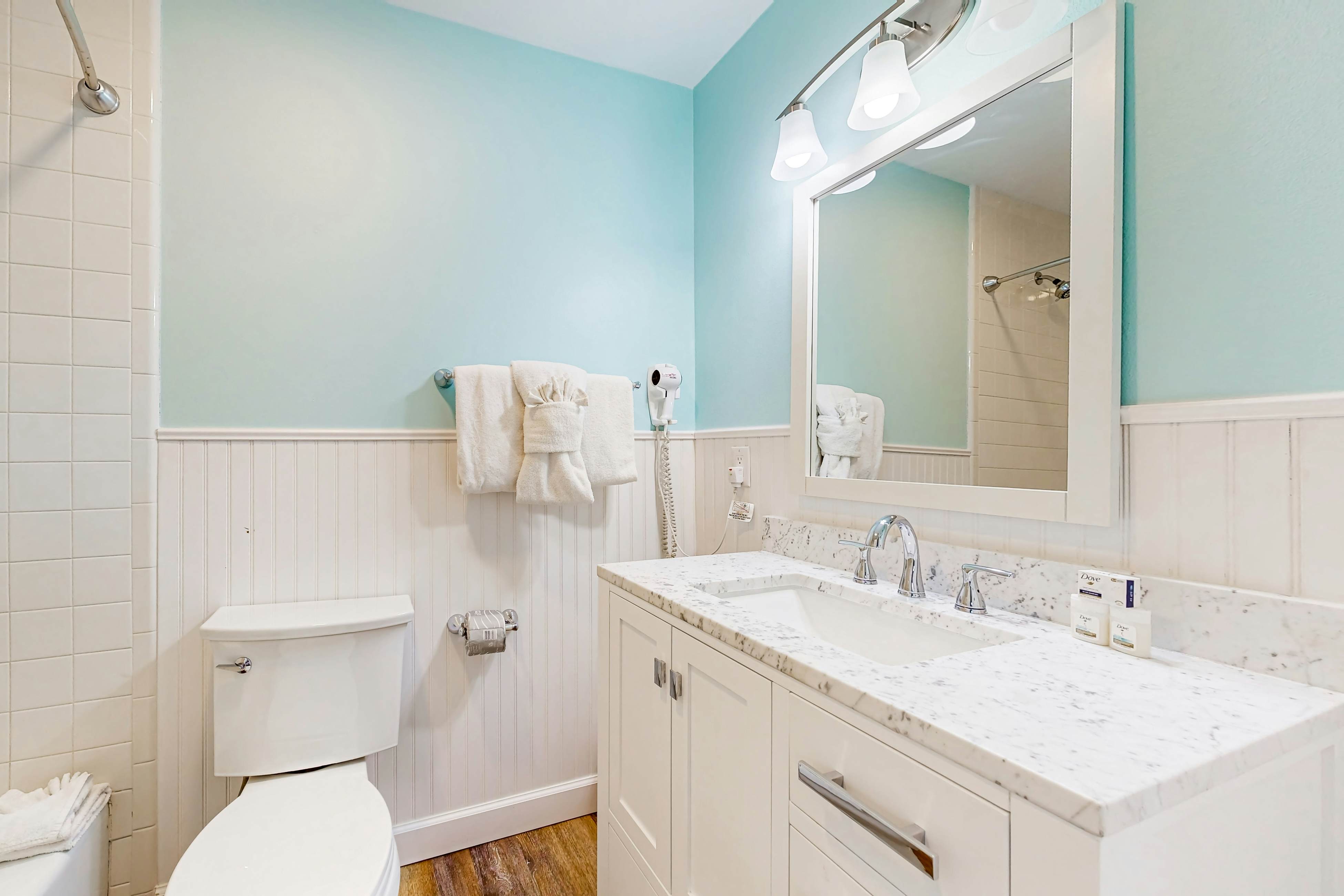 Tennis Village Condo with Pools Hot Tub and Beach Tram