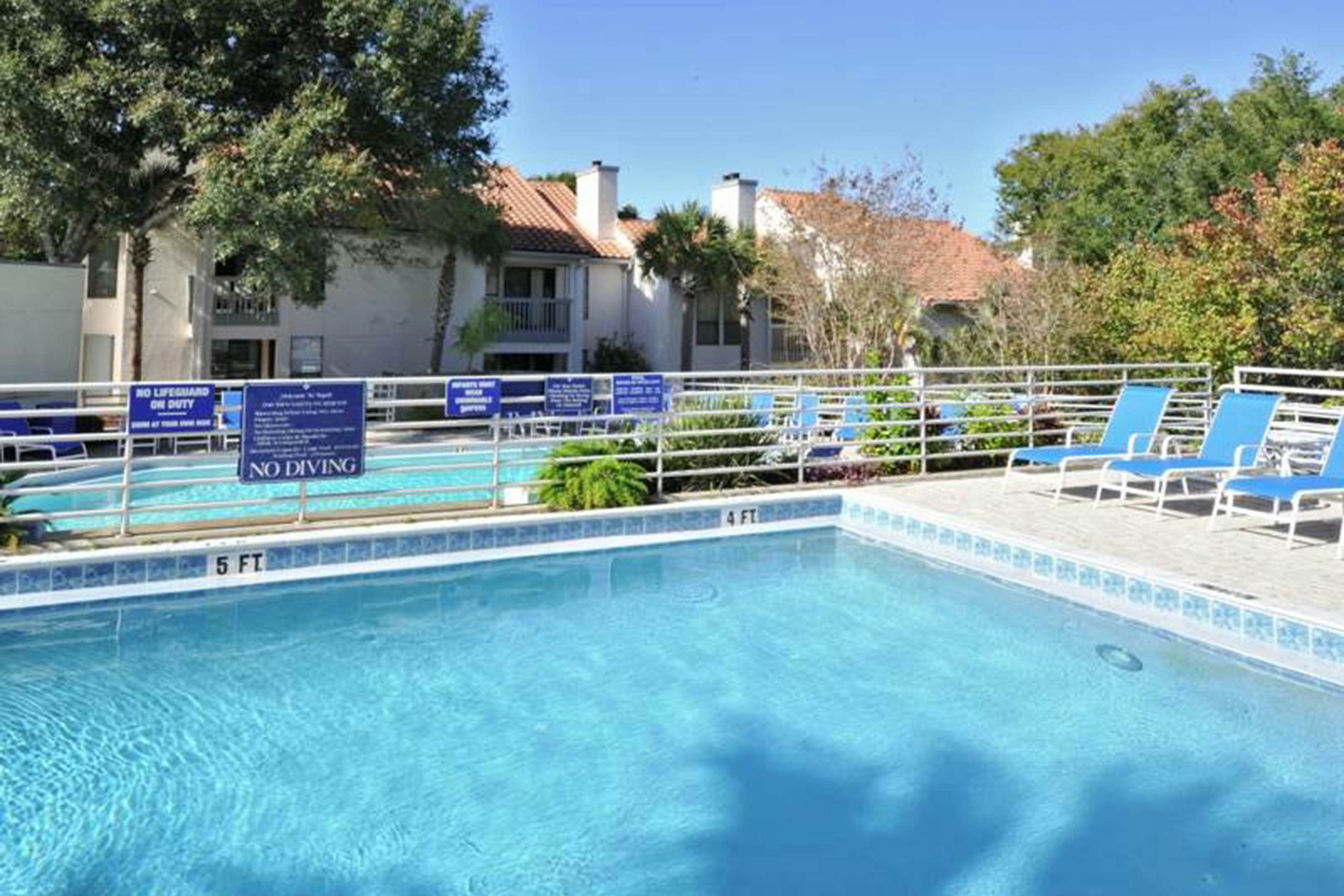 Tennis Village Condo with Pools Hot Tub and Beach Tram