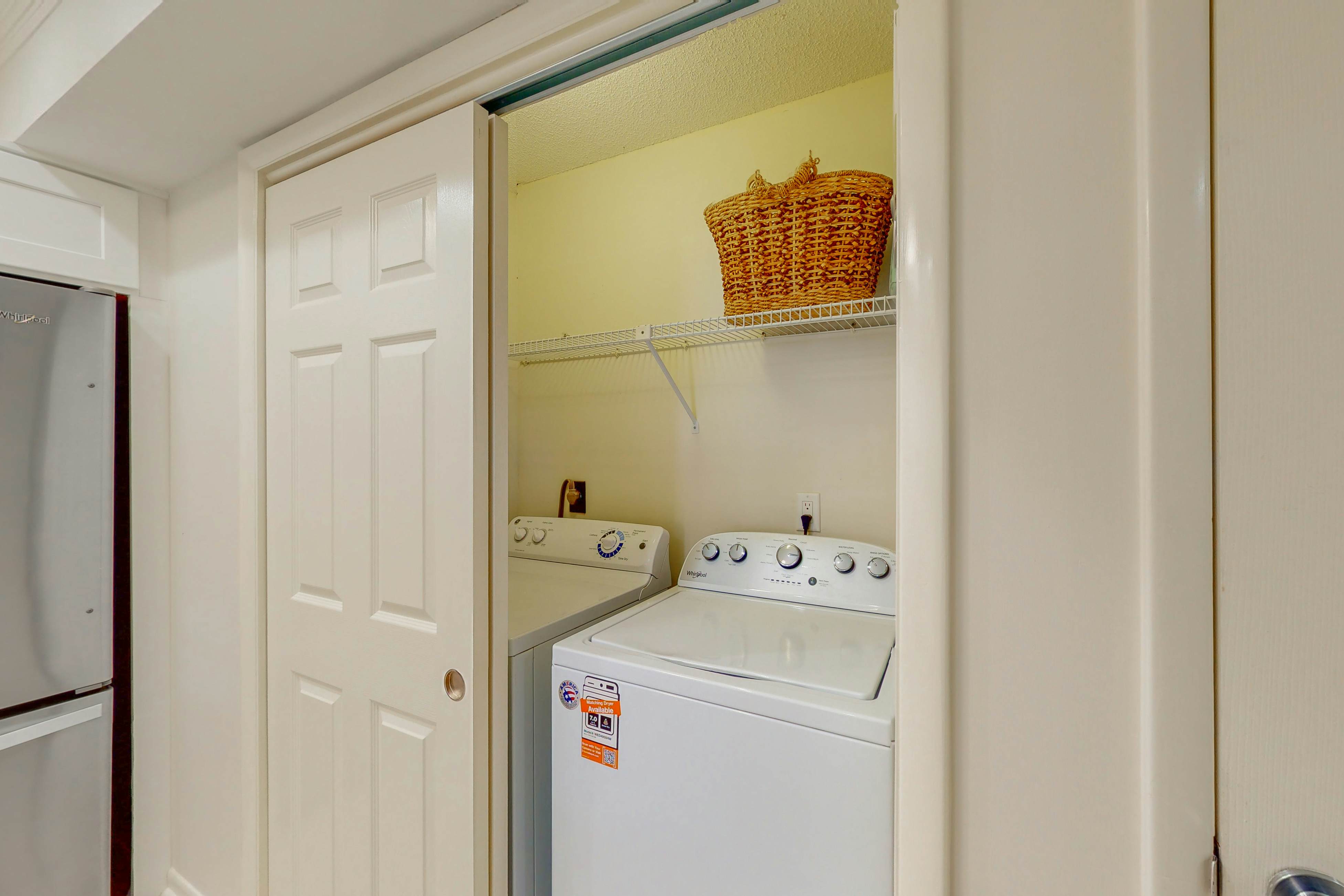 Court-Side Condo with Balcony Pool and Hot Tub